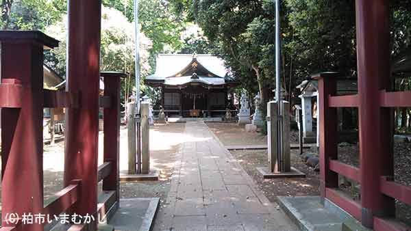 地主神社